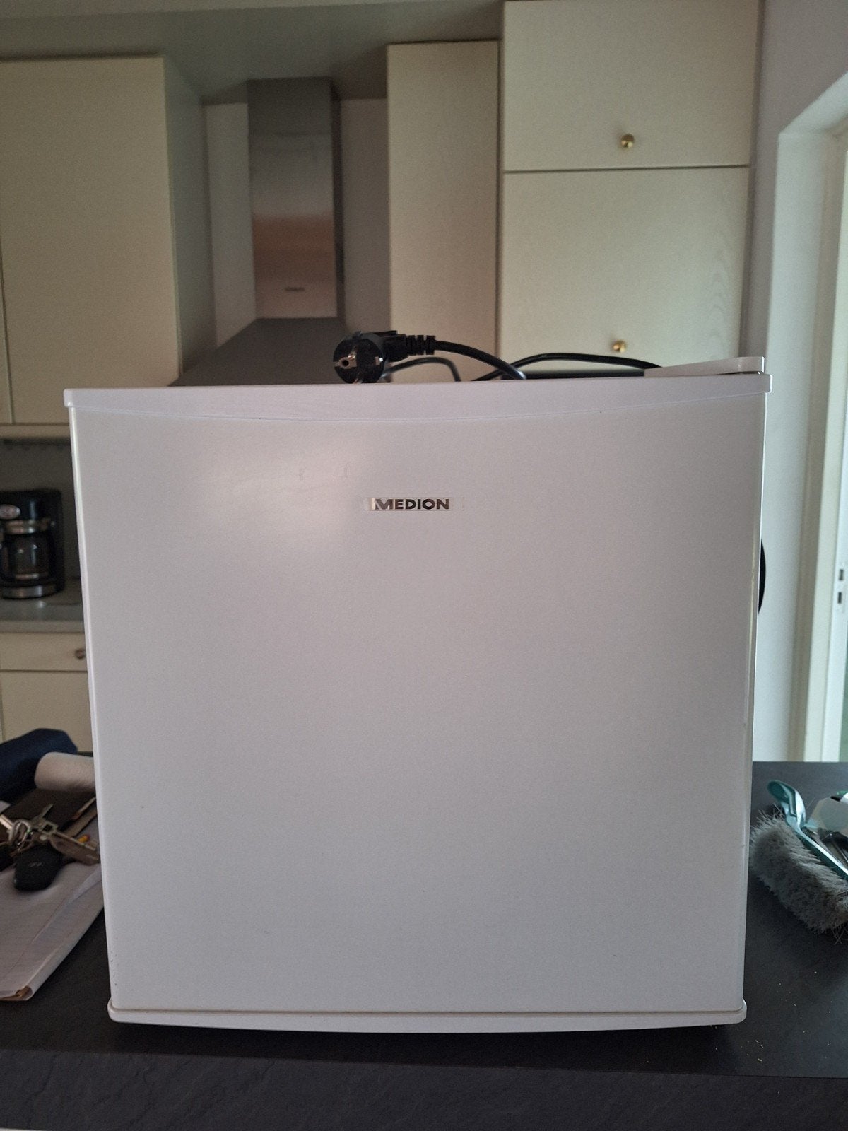Medion 31 liter vriezer - Compact en handig, Witgoed en Apparatuur, Koelkasten en IJskasten, Ophalen, Gebruikt, Met aparte vriezer