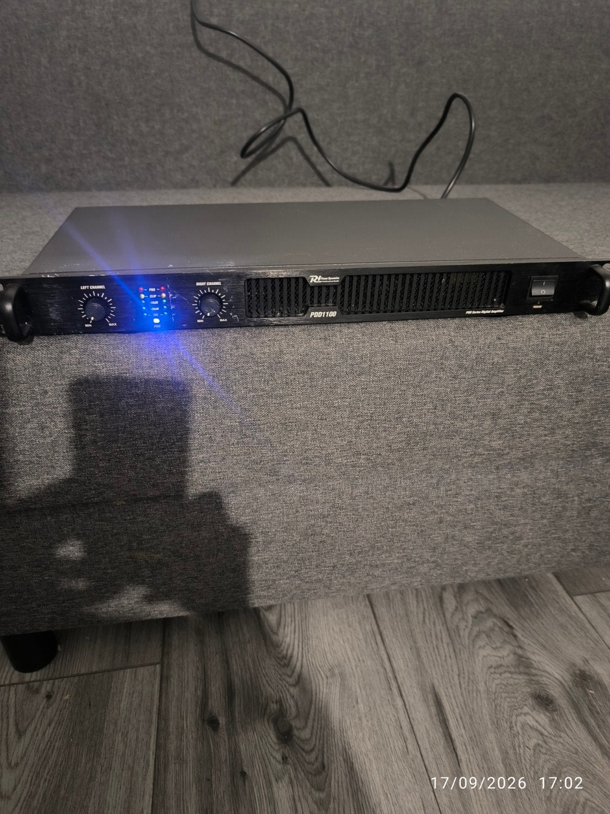 Power Dynamics PDD1100 2x550W RMS Versterker, Overige merken, Gebruikt, Ophalen of Verzenden, 120 watt of meer