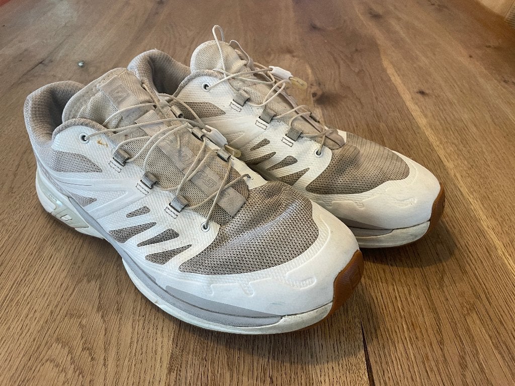 E005 Salomon XT Wings 2 white cream 43 1/3 Wandelschoenen, Sport en Fitness, Ophalen of Verzenden, Gebruikt, Schoenen