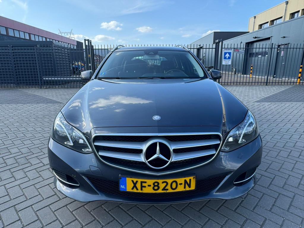 Mercedes E-Klasse 3.0 CDI E350 2015 Bluetec 4 Matic Prestige, Auto's, Automaat, Zwart, 258 pk, 2987 cc