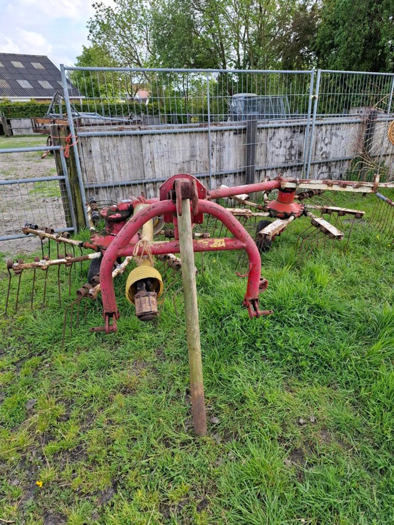 Kuhn dubbele hark, balenwagen en sprintmaster, Ophalen