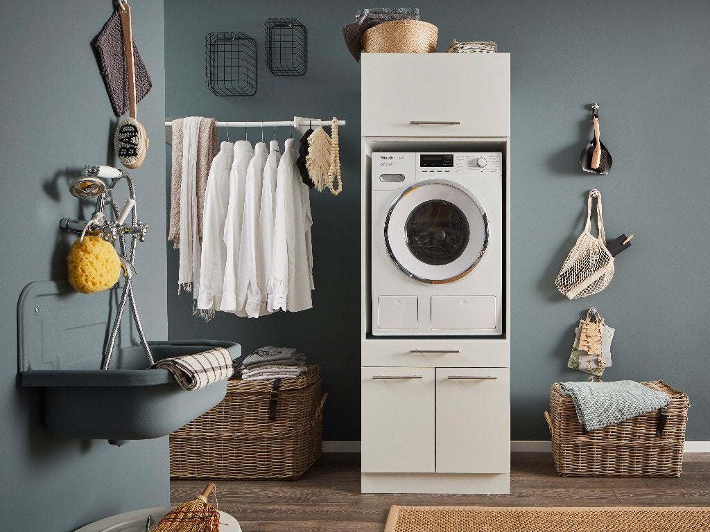 Waskamer opstelling met Wasmachine verhoger + bovenkast |Wit, Witgoed en Apparatuur, Onderdelen en Toebehoren, Info@bega-bbk.de