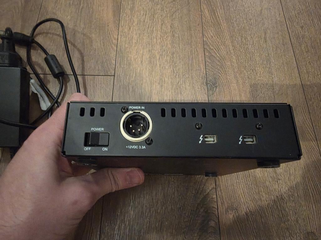 Universal Audio UAD2 Satellite QUAD - INC PLUGINS, Ophalen of Verzenden, Zo goed als nieuw, Audio