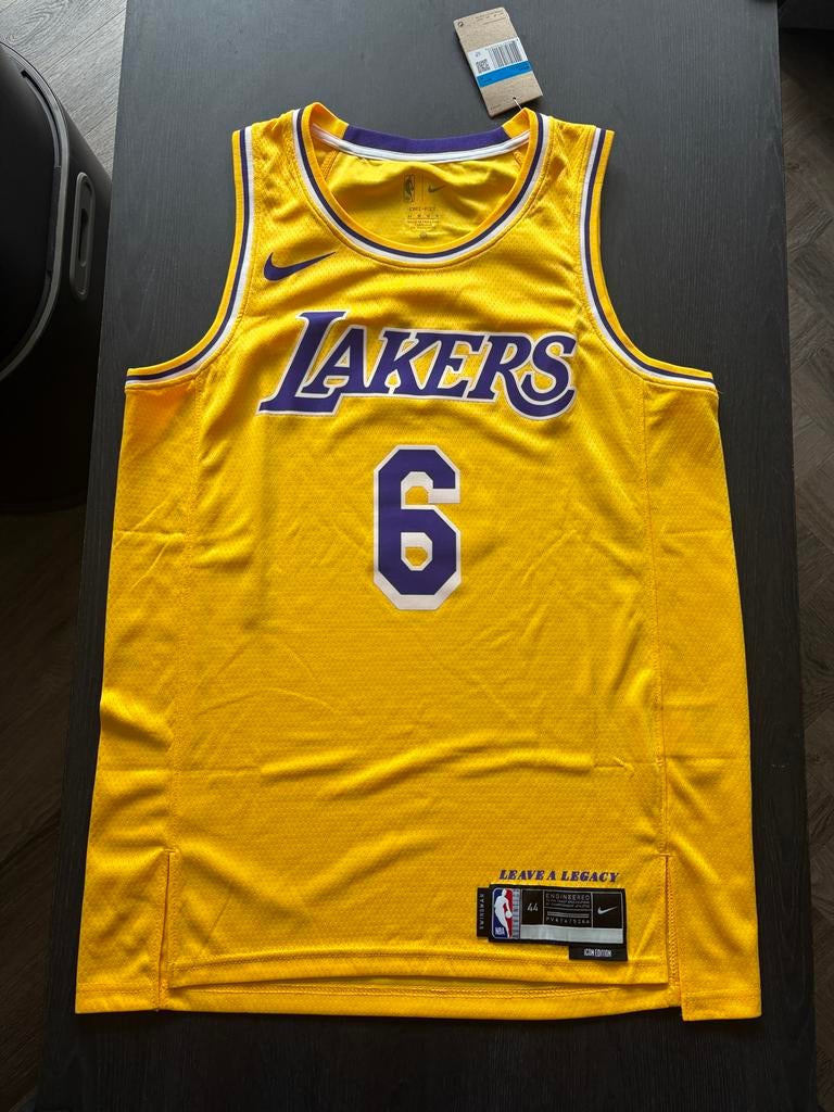 LA Lakers Lebron James #6 Jersey - Maat M, Ophalen of Verzenden, Zo goed als nieuw, Kleding
