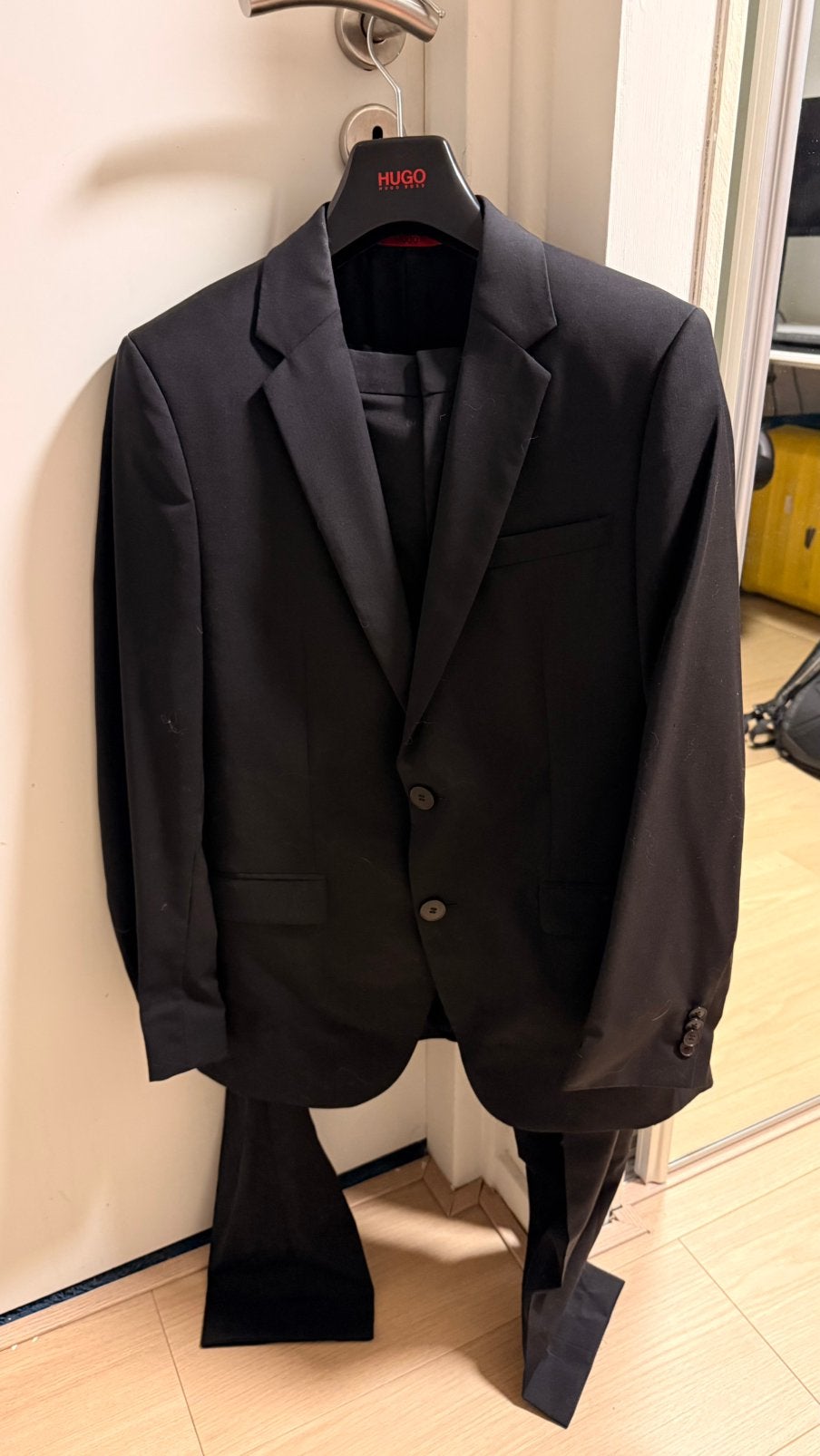 Hugo Boss Pak Zwart, Ophalen of Verzenden, Zo goed als nieuw, Maat 46 (S) of kleiner, Zwart
