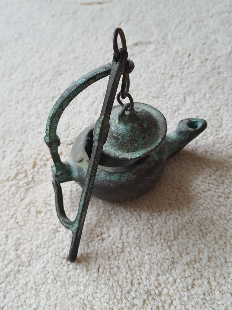 Antieke bronzen Snotneus – Olielampje, Ophalen of Verzenden, Brons