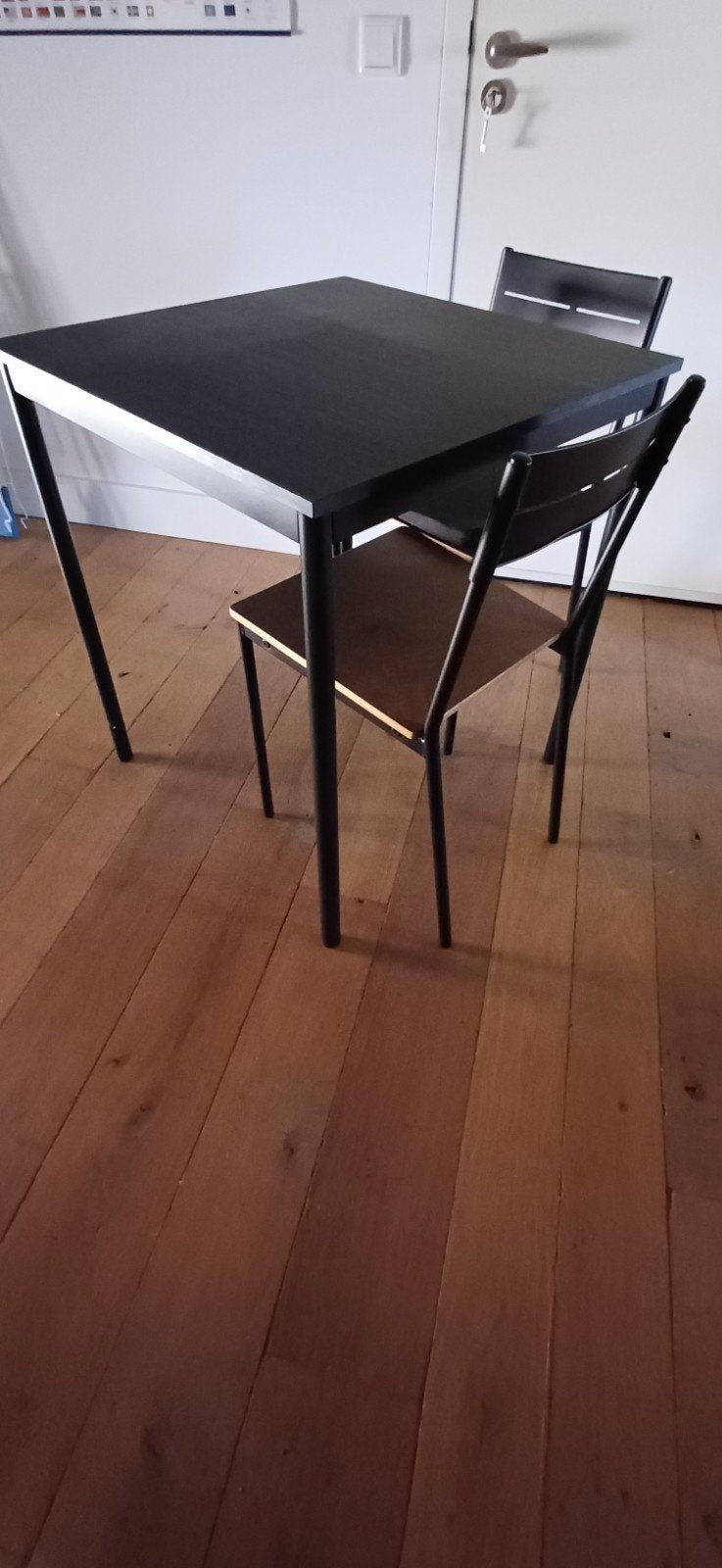 Ikea Sandsberg Tafel met 2 stoelen, Ophalen, Zo goed als nieuw, Rechthoekig, 50 tot 100 cm
