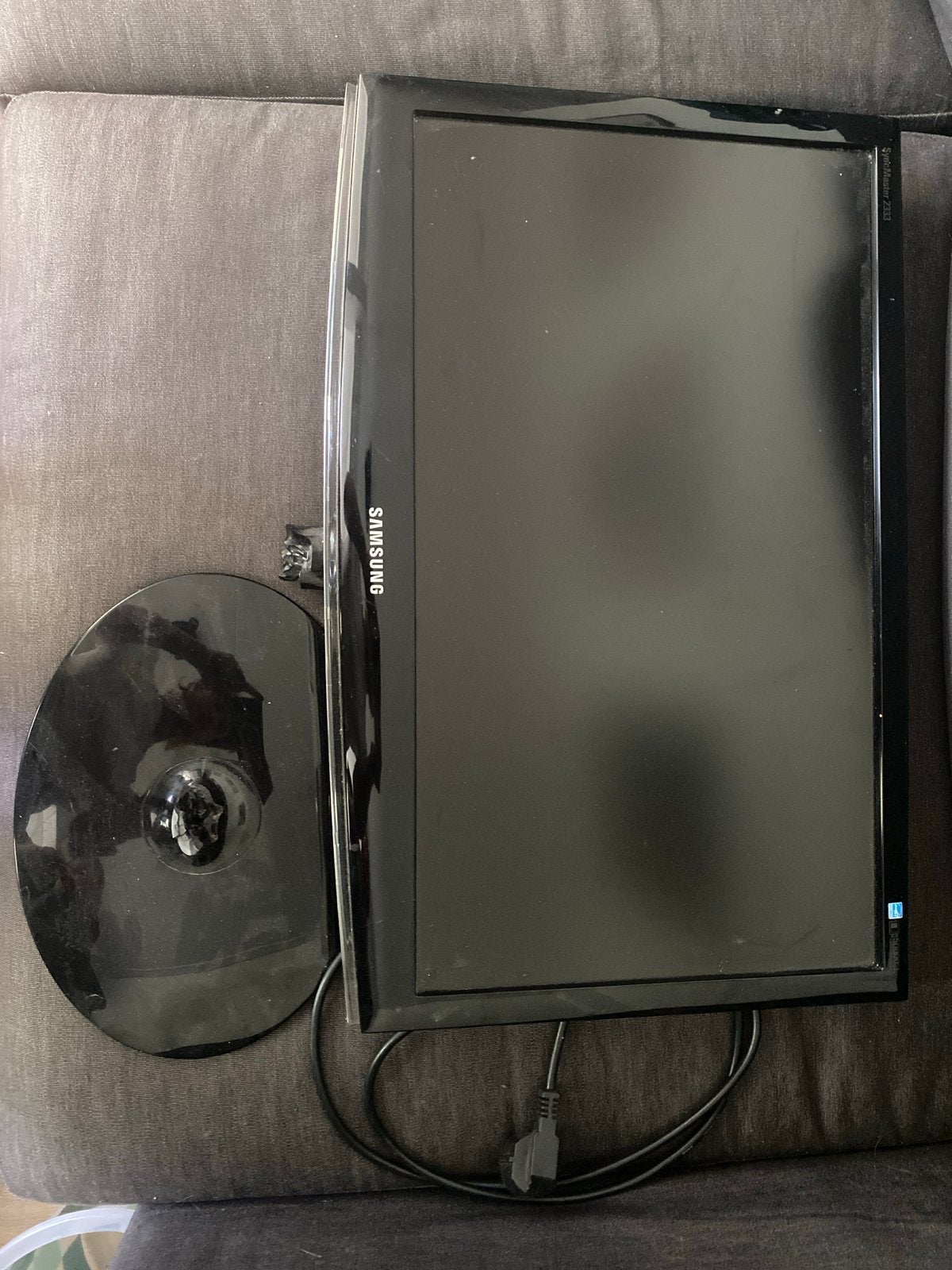 Samsung monitor (22 inch) - Gebruikt - gebroken steel, Computers en Software, Ophalen, Gebruikt, VGA