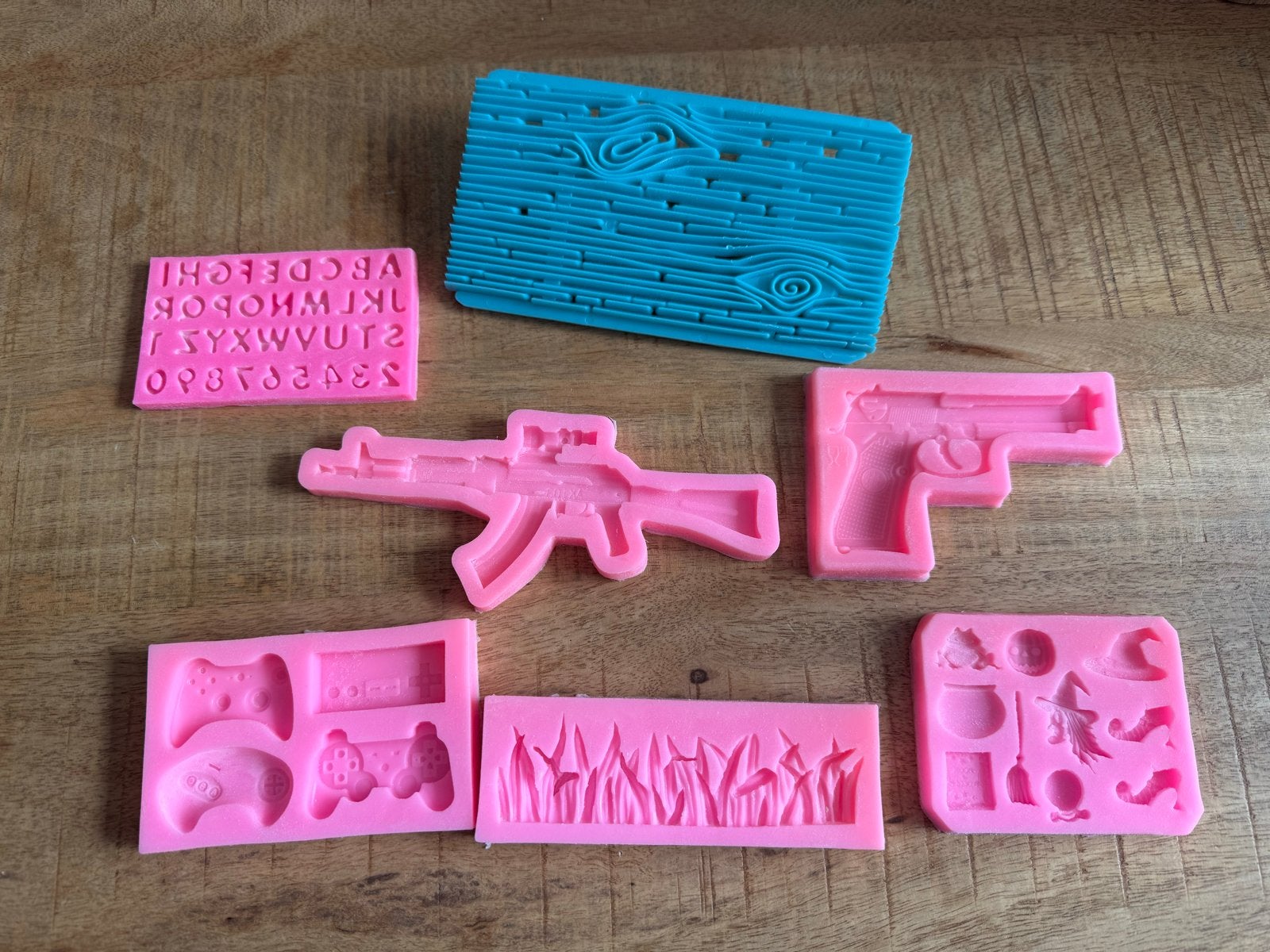 Siliconen mallen voor knutselen en bakken fortnite thema, Hobby en Vrije tijd, Knutselen, Overige thema's, Zo goed als nieuw, Kunststof