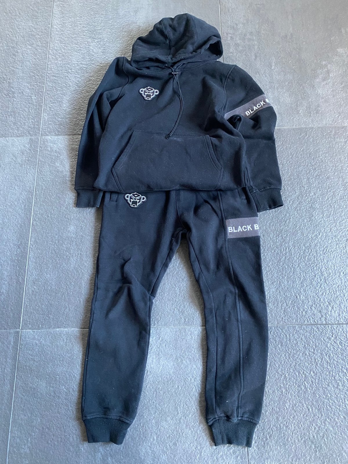 Black Bananas Trainingspak - Hoodie&Joggingbroek Maat XS, Ophalen of Verzenden, Gedragen, Maat 46 (S) of kleiner, Zwart