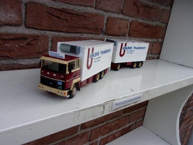 Tekno  Ford  Motorwagen  met  aanhanger  van  Uhlens., Hobby en Vrije tijd, Modelauto's | 1:50, Ophalen of Verzenden, Nieuw, Bus of Vrachtwagen