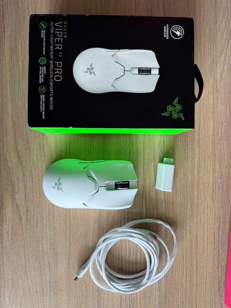 Razer Viper V2 Pro, Computers en Software, Muizen, Ophalen of Verzenden, Zo goed als nieuw