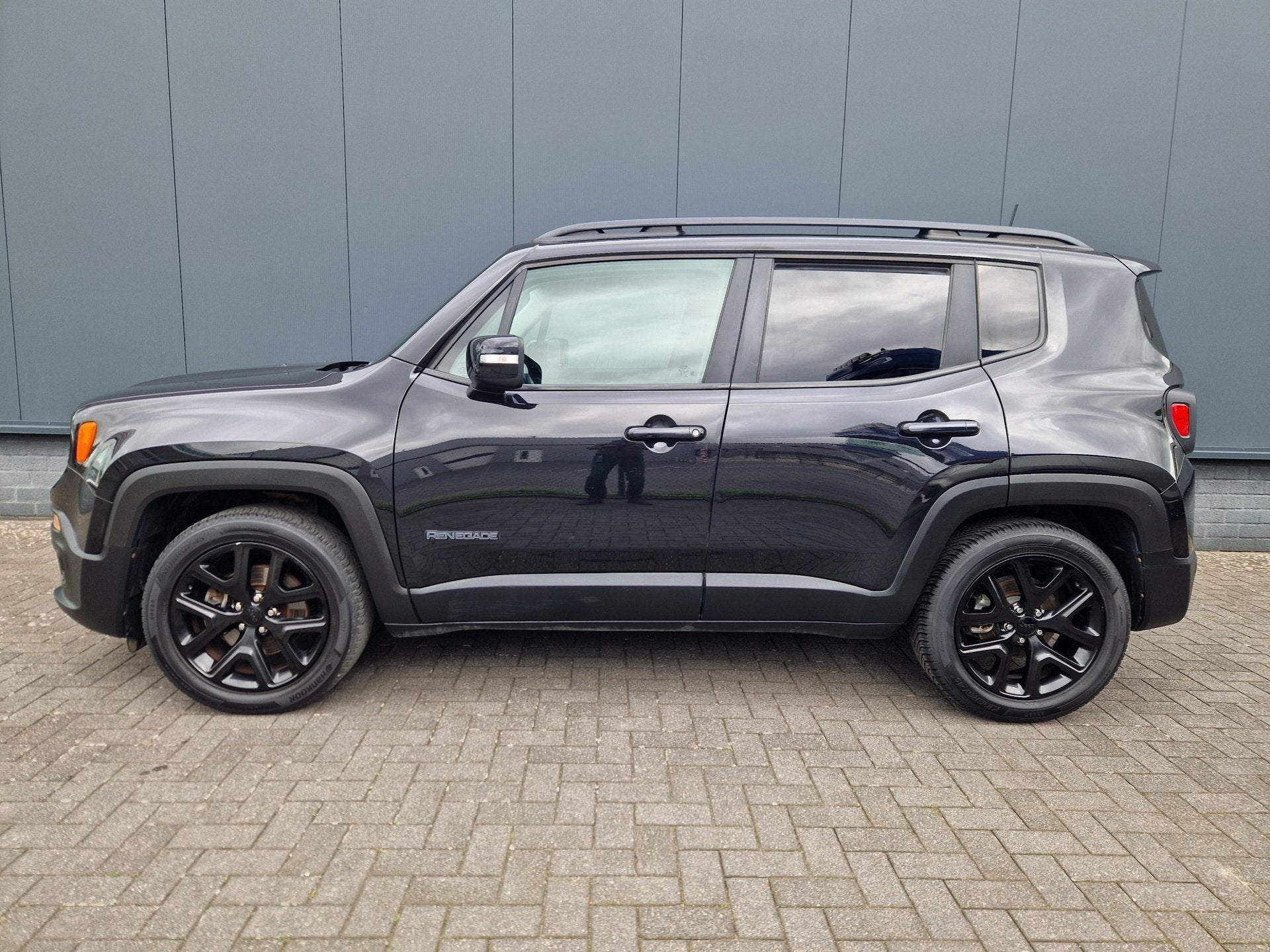 Jeep Renegade 1.6 E-Torq Night Eagle II, Auto's, Voorwielaandrijving, Stof, Gebruikt, 4 cilinders