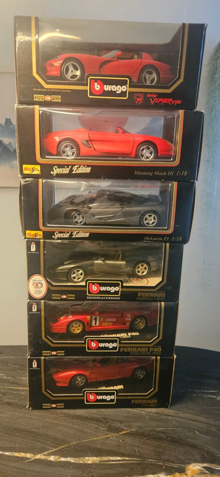 Collectie modelauto's: Burago, Maisto, Hobby en Vrije tijd, Modelbouw | Auto's en Voertuigen, Ophalen of Verzenden, Nieuw, 1:32 tot 1:50