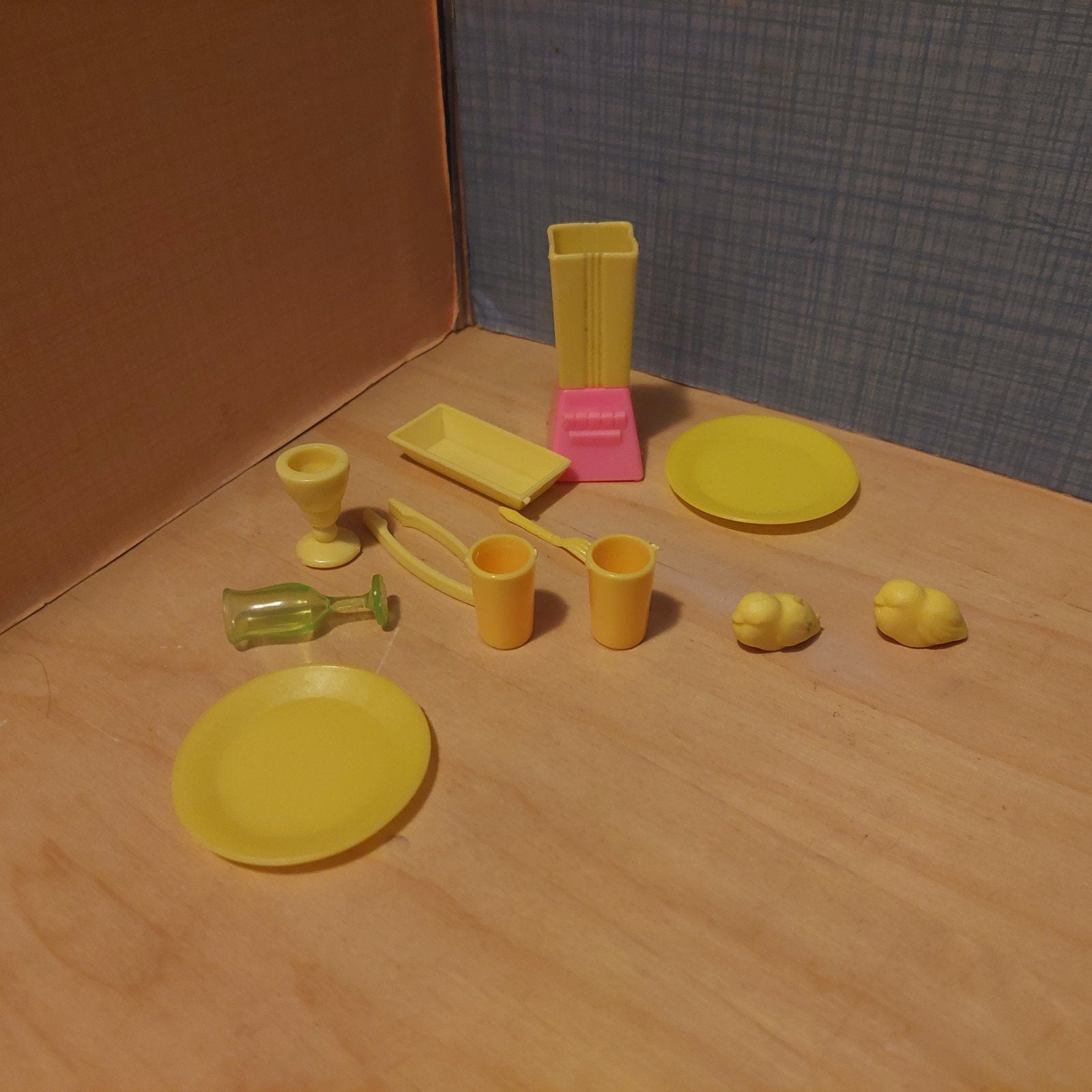barbie spul geel, Ophalen of Verzenden