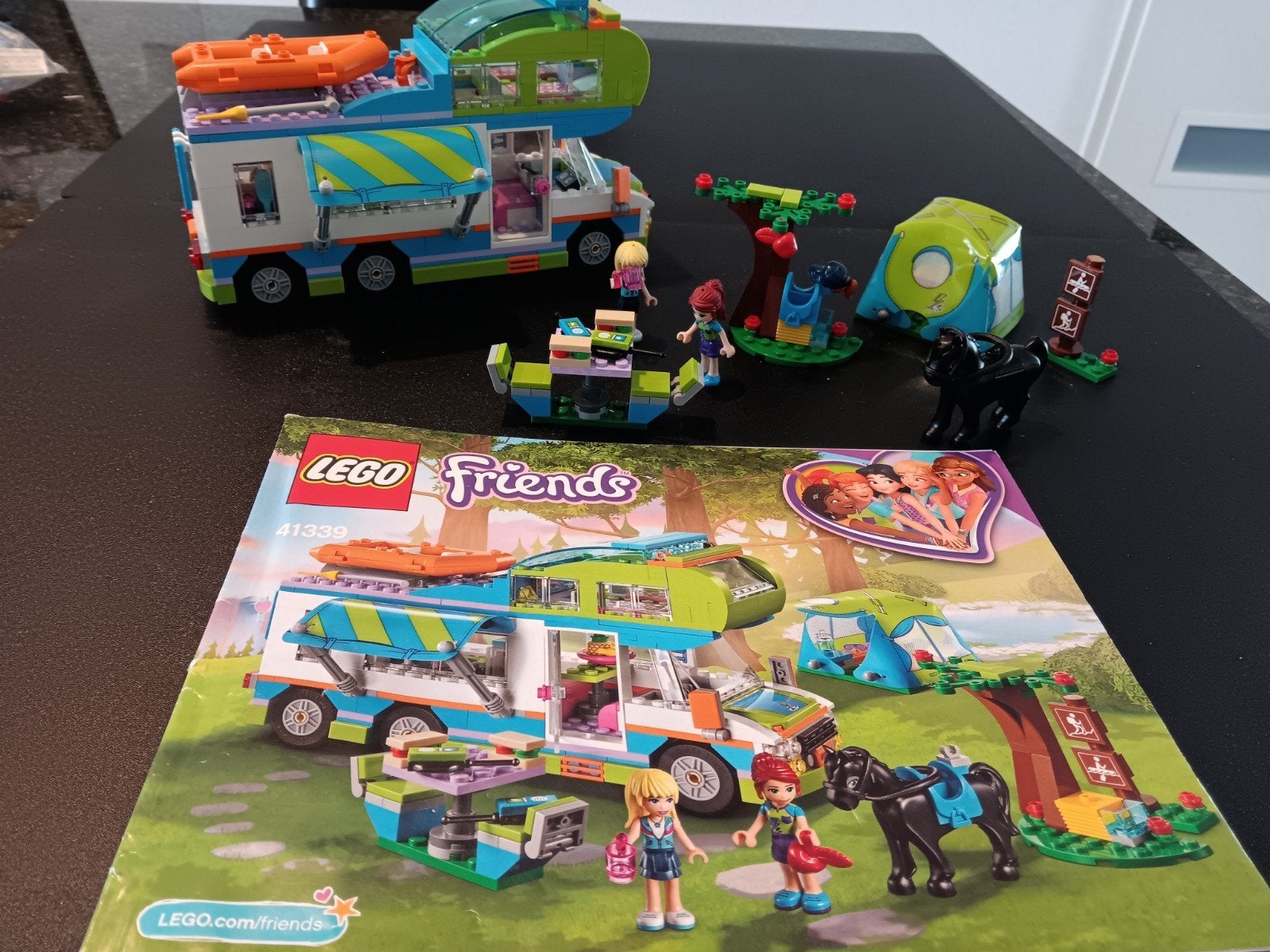 LEGO Friends Campervan (41339) - Zo goed als nieuw, Ophalen of Verzenden, Zo goed als nieuw