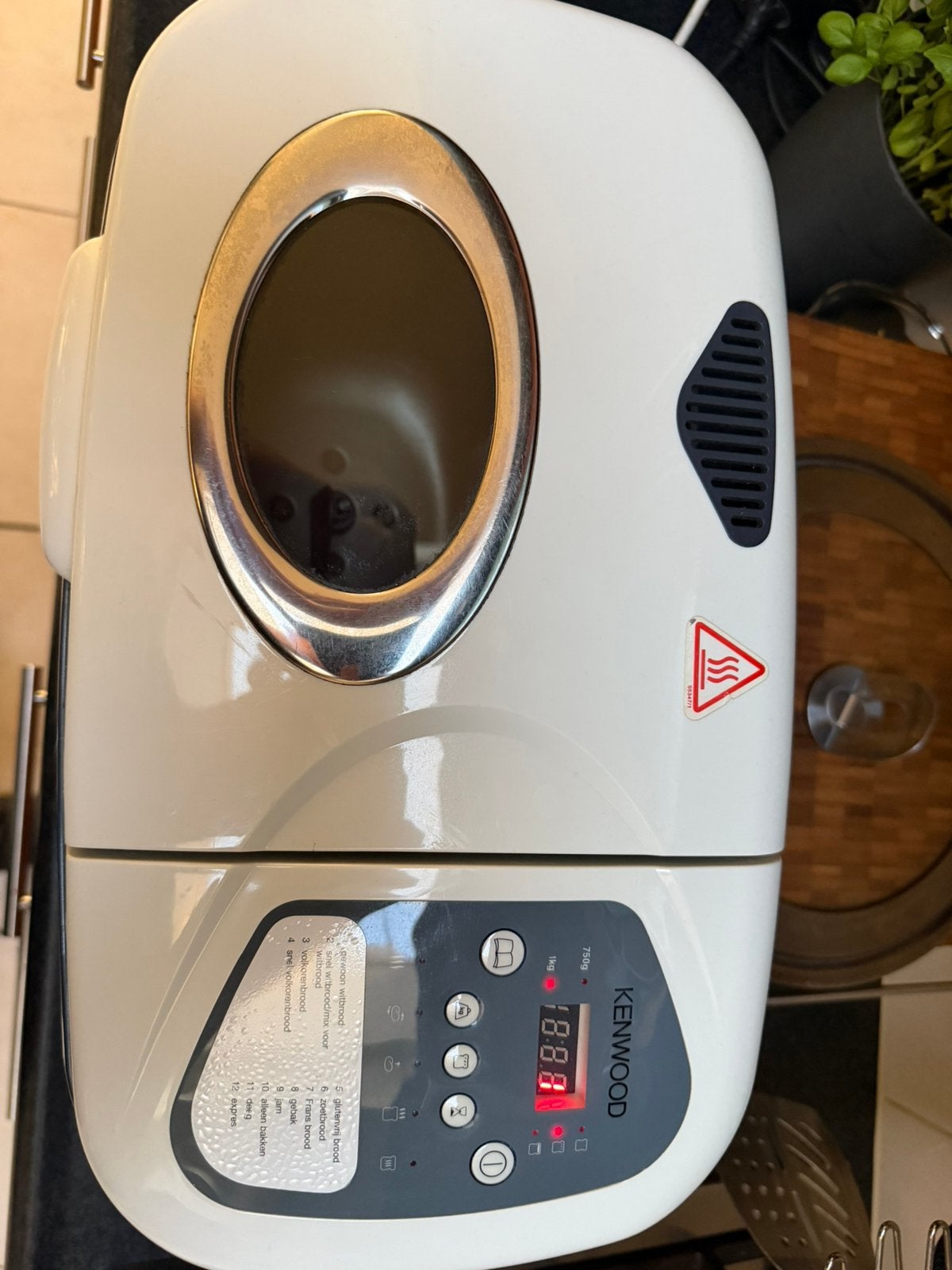 Kenwood Broodbakmachine, Witgoed en Apparatuur, Broodbakmachines, Met timer, Gebruikt, 800 tot 1200 gram deeg, Ophalen of Verzenden