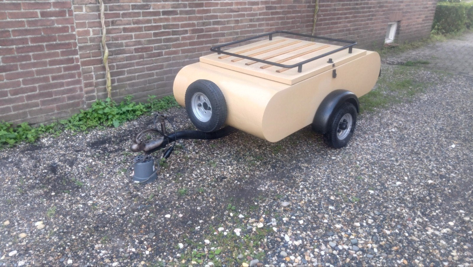 Compacte aanhanger met imperiaal en reservewiel, Auto diversen, Ophalen, Gebruikt