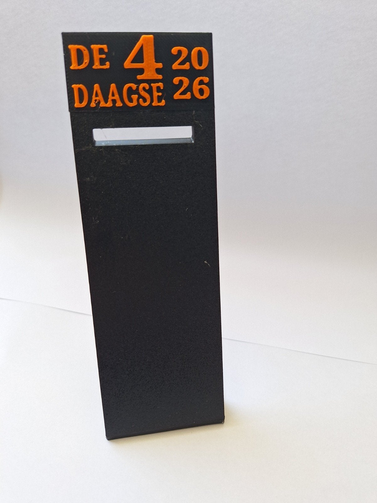 Nijmeegse Vierdaagse Medaille Houder / Standaard GRATIS VERZ, Ophalen of Verzenden, Nieuw