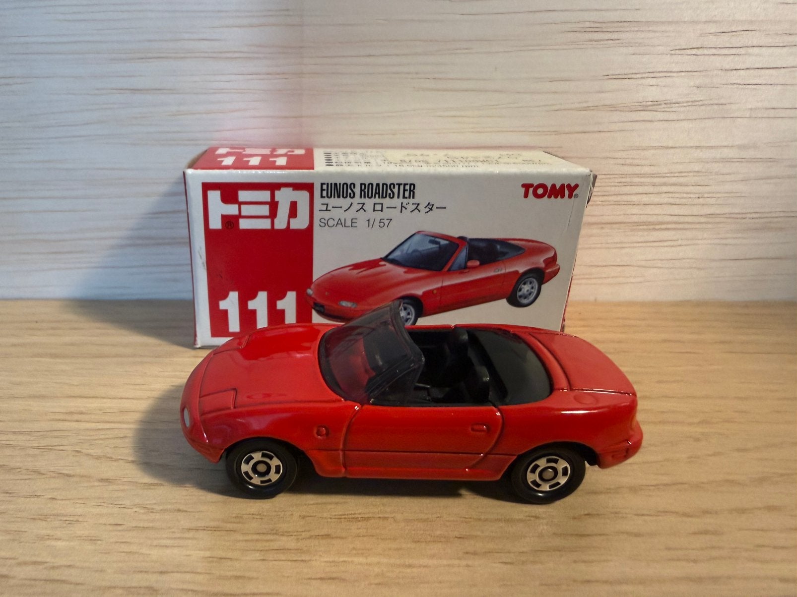 Tomica 111, Mazda MX-5, Eunos Roadster, Miata, Hobby en Vrije tijd, Ophalen of Verzenden, Zo goed als nieuw, Auto