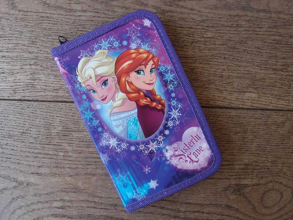Leuke gevulde Disney Frozen Anna Elsa etui, Kinderen en Baby's, Speelgoed | Educatief en Creatief, Ophalen of Verzenden, Zo goed als nieuw