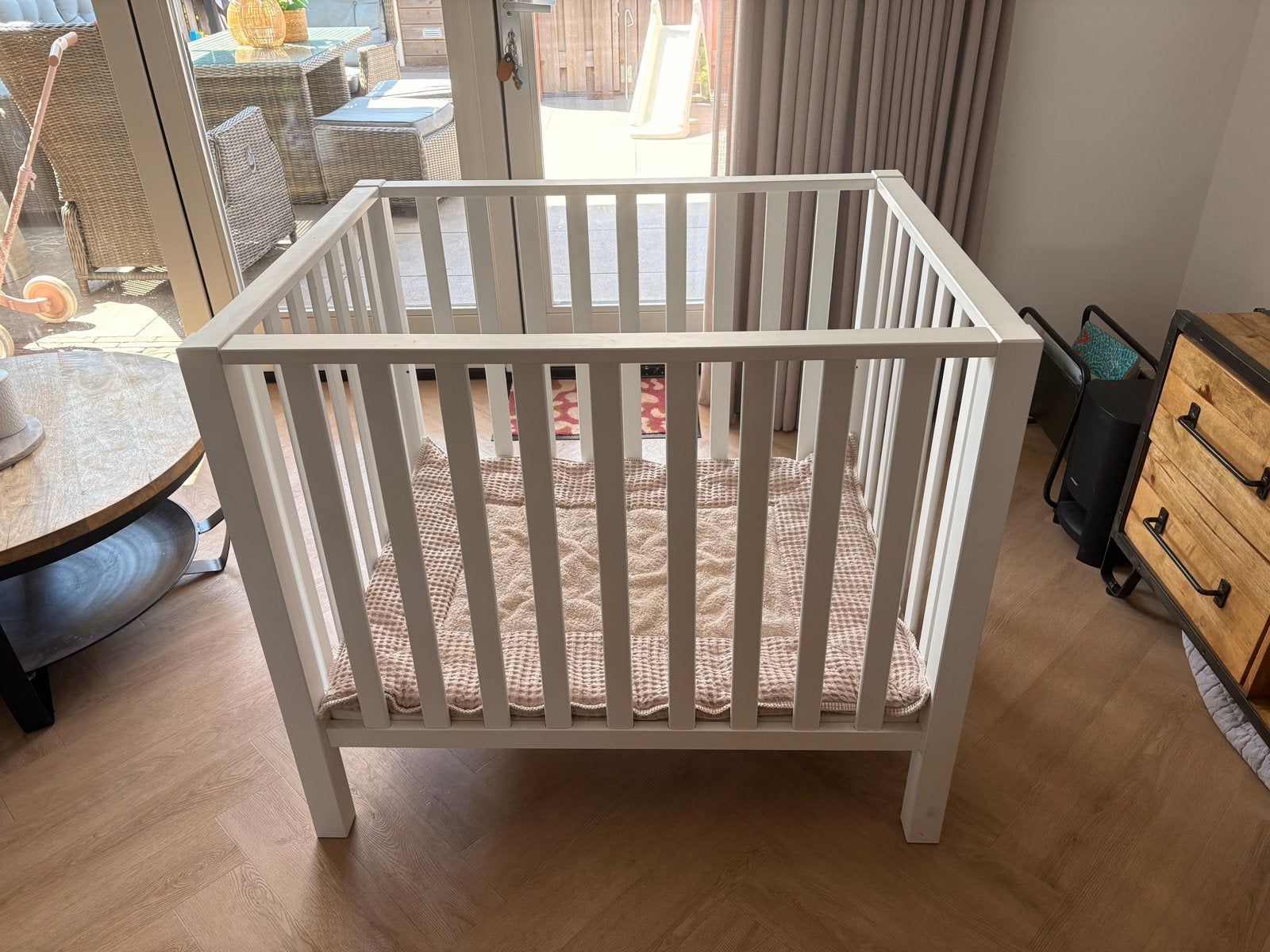 Europe Baby Casper 2 box incl. matras en Koeka boxkleed, Ophalen, Gebruikt, Vierkant, In hoogte verstelbaar