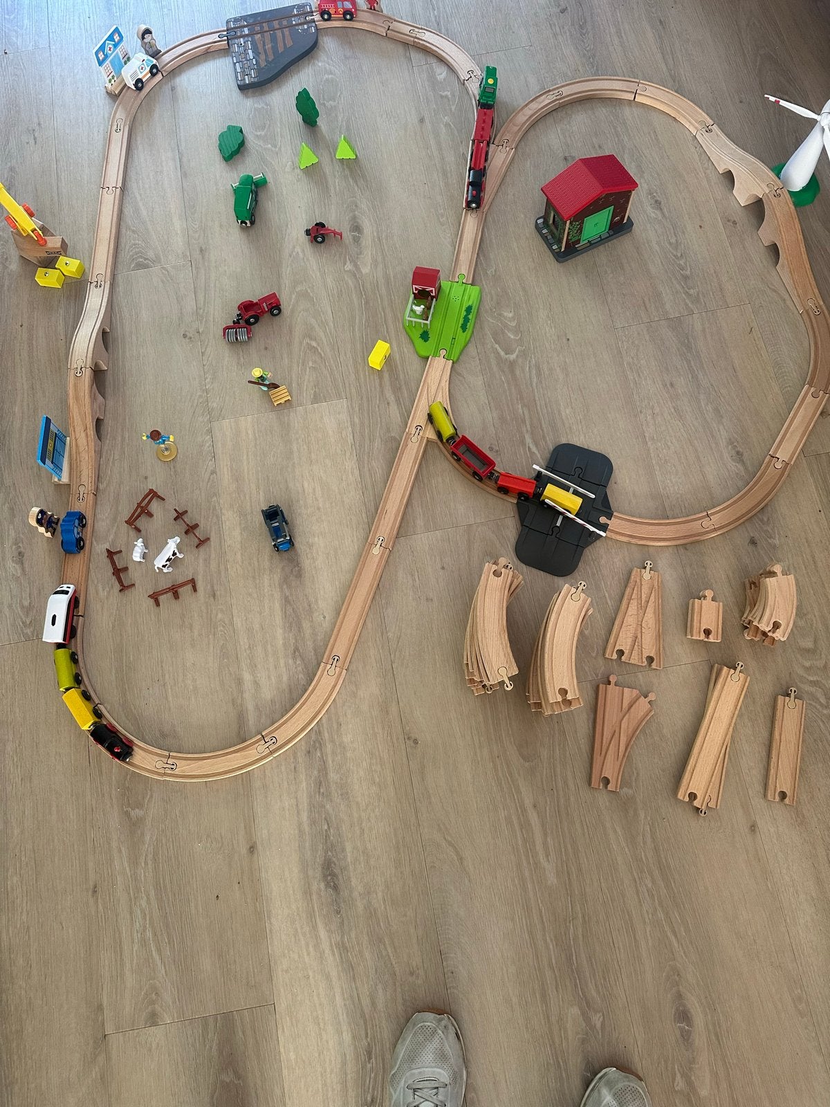 Houten Treinbaan met Boerderij Uitbreiding en Extra's, Ophalen, Gebruikt, Bouwen