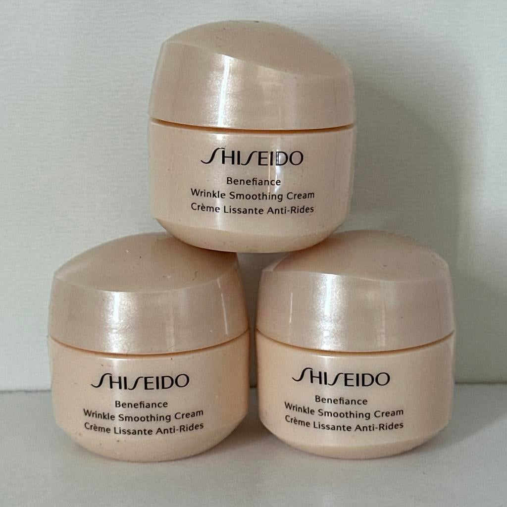 Shiseido Benefiance Wrinkle Smoothing Cream 15 ml, Sieraden, Tassen en Uiterlijk, Uiterlijk | Gezichtsverzorging, Ophalen of Verzenden