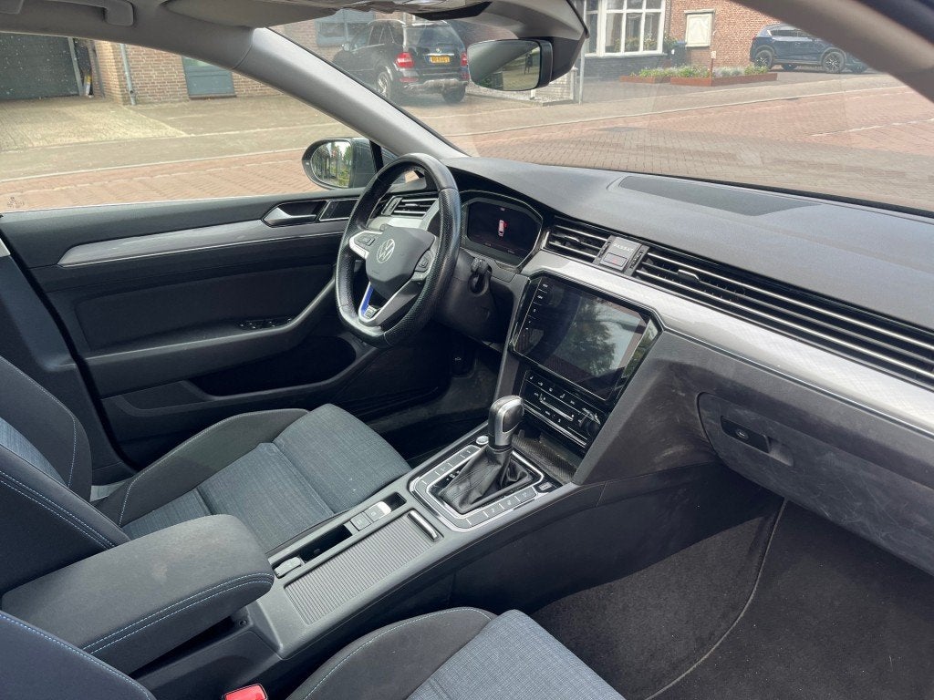 Volkswagen PASSAT 1.4 TSI PHEV GTE **STORING VERSNELLINGSBAK, Auto's, Volkswagen, Gebruikt, 4 cilinders, 150 pk, Plug-in hybride