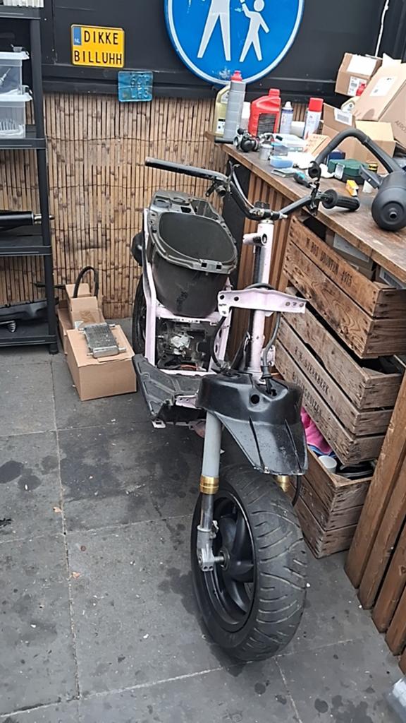 Gilera tyhpoon frame met kenteken en runner sp dd blok, Ophalen, Tweetakt, Gebruikt, Gilera