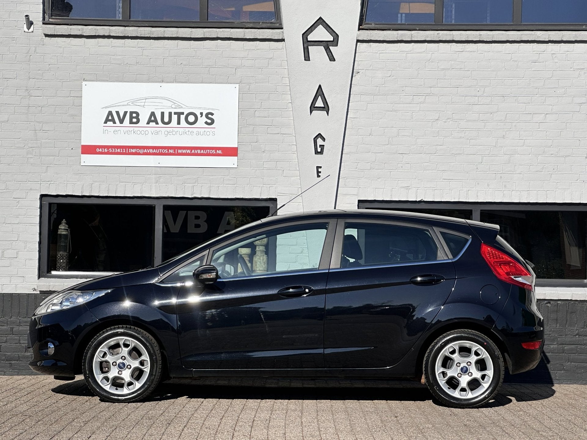 Ford FIESTA 1.25 Titanium Clima USB Aux Stoelverwarming, Auto's, Ford, Voorwielaandrijving, Euro 5, Stof, 82 pk