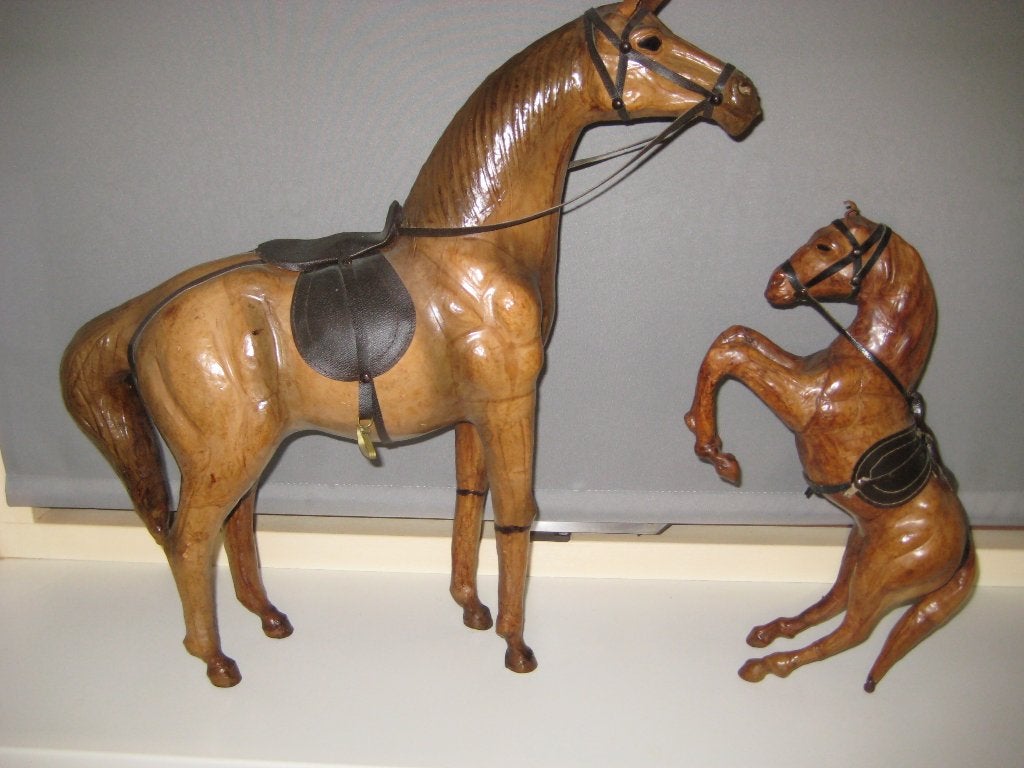 decoratie: paard en steigerend veulen LEER, 15,=, Ophalen of Verzenden, Zo goed als nieuw, Dier