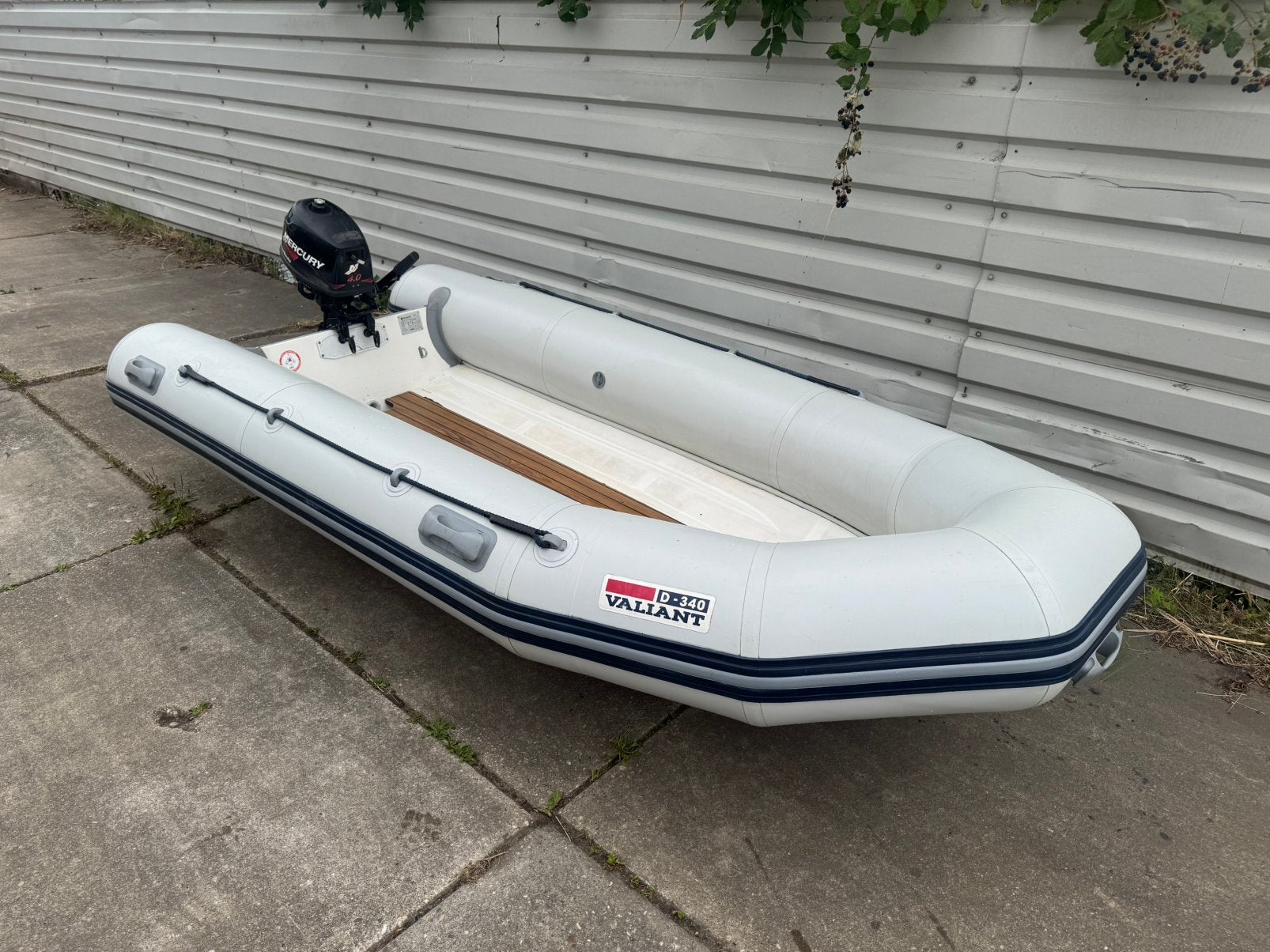 Valiant 340 Rib + Mercury 4 pk 4 takt buitenboordmotor, Watersport en Boten, 4 m, Inclusief motor, 4 pk, 2 m