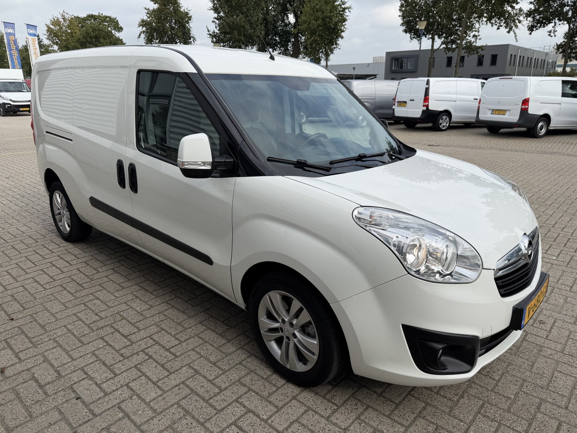 Opel Combo 1.6 CDTi 105pk L2H1 Sport / vaste prijs rijklaar, Voorwielaandrijving, Stof, Gebruikt, 4 cilinders