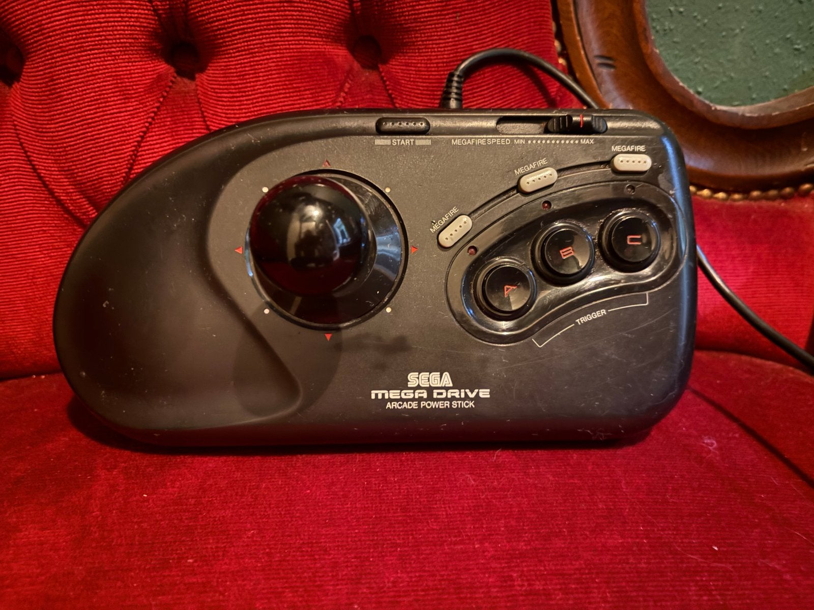 Sega Mega Drive Arcade Power Stick MK-1655-50, Spelcomputers en Games, Spelcomputers | Sega, Ophalen of Verzenden, Gebruikt, Met 1 controller