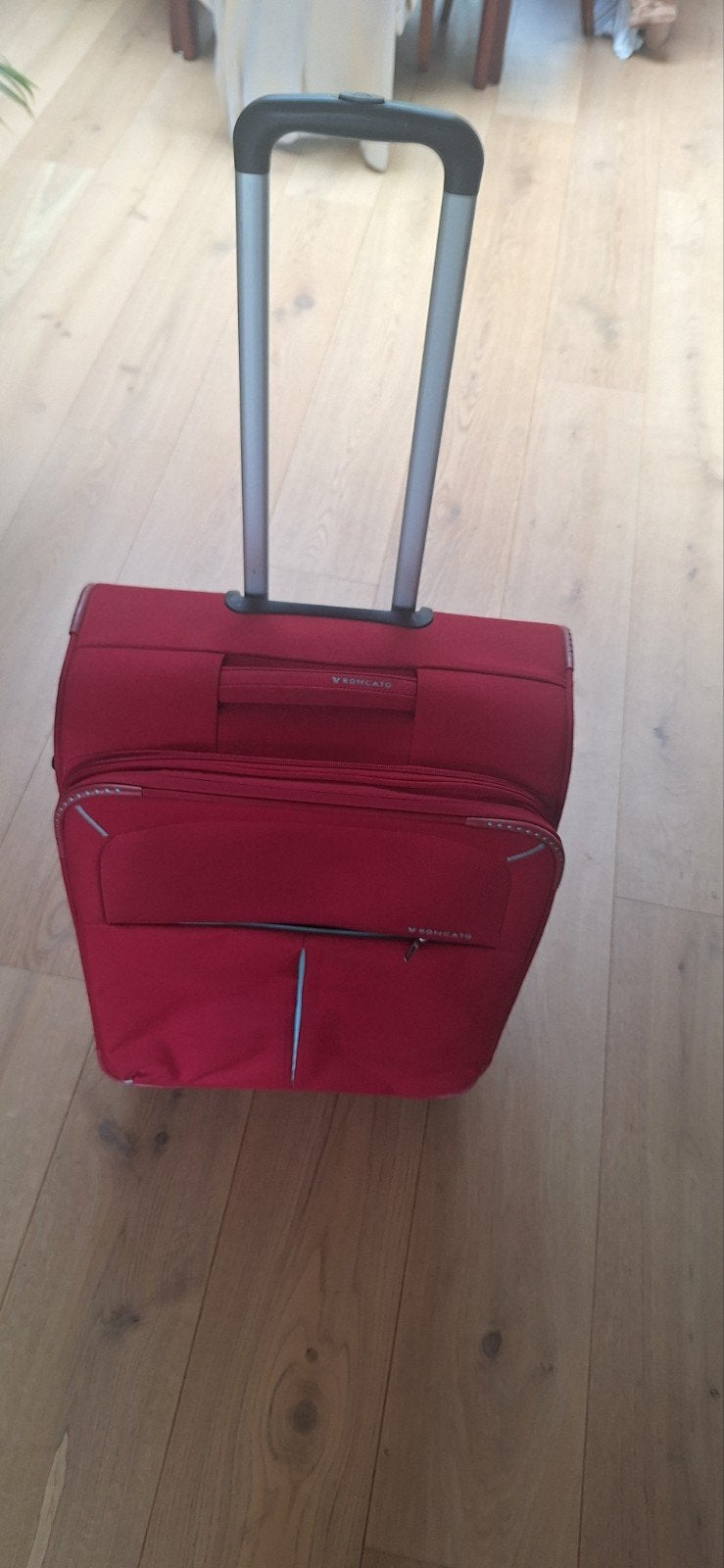 Rode Roncato koffer met wieltjes en slot, Sieraden, Tassen en Uiterlijk, Koffers, Wieltjes, Overige materialen, Gebruikt, 50 tot 60 cm