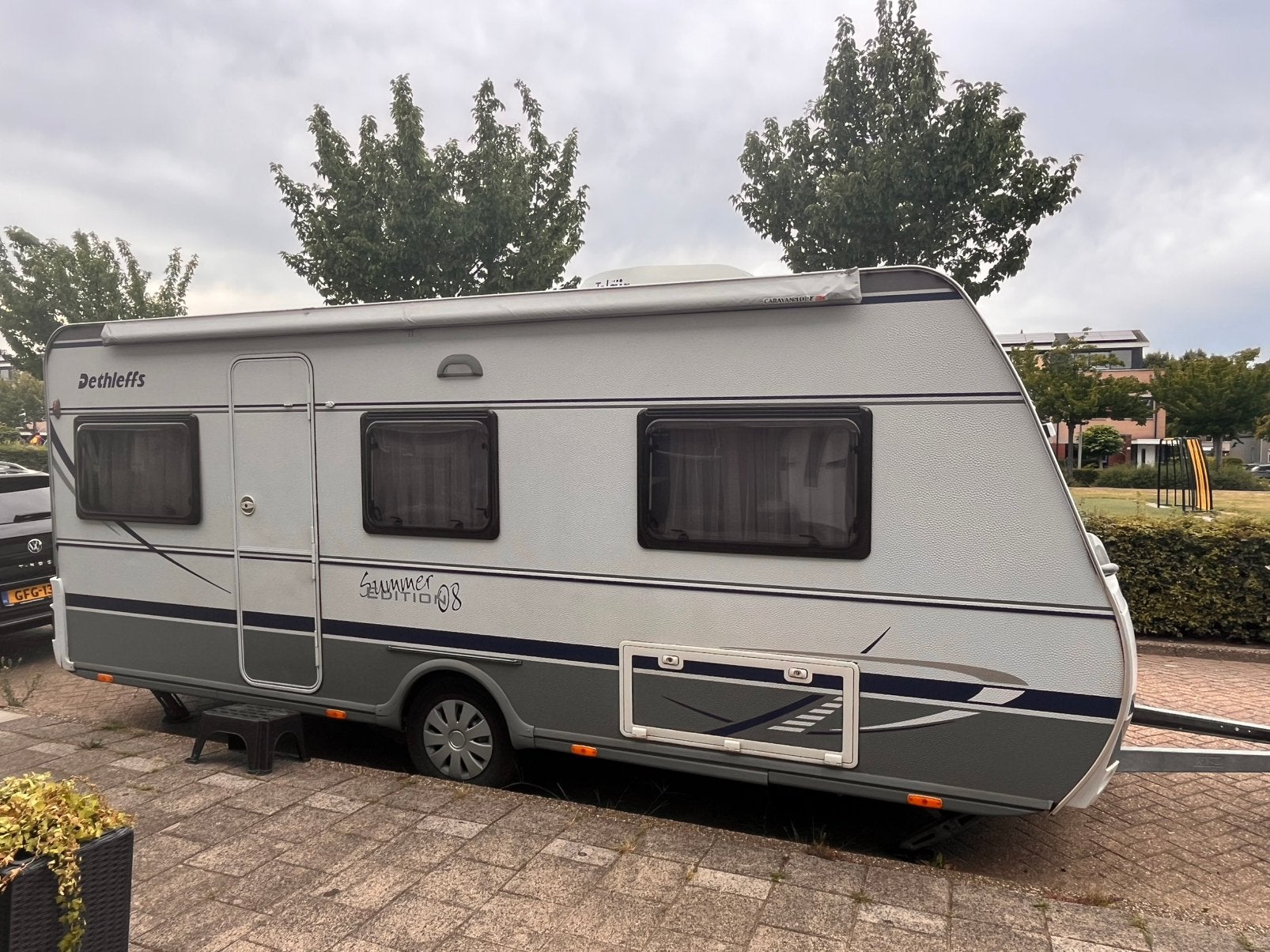 dethleffs caravan summer edition, Caravans en Kamperen, Caravans, Rondzit, Frans bed, Schokbreker, Particulier