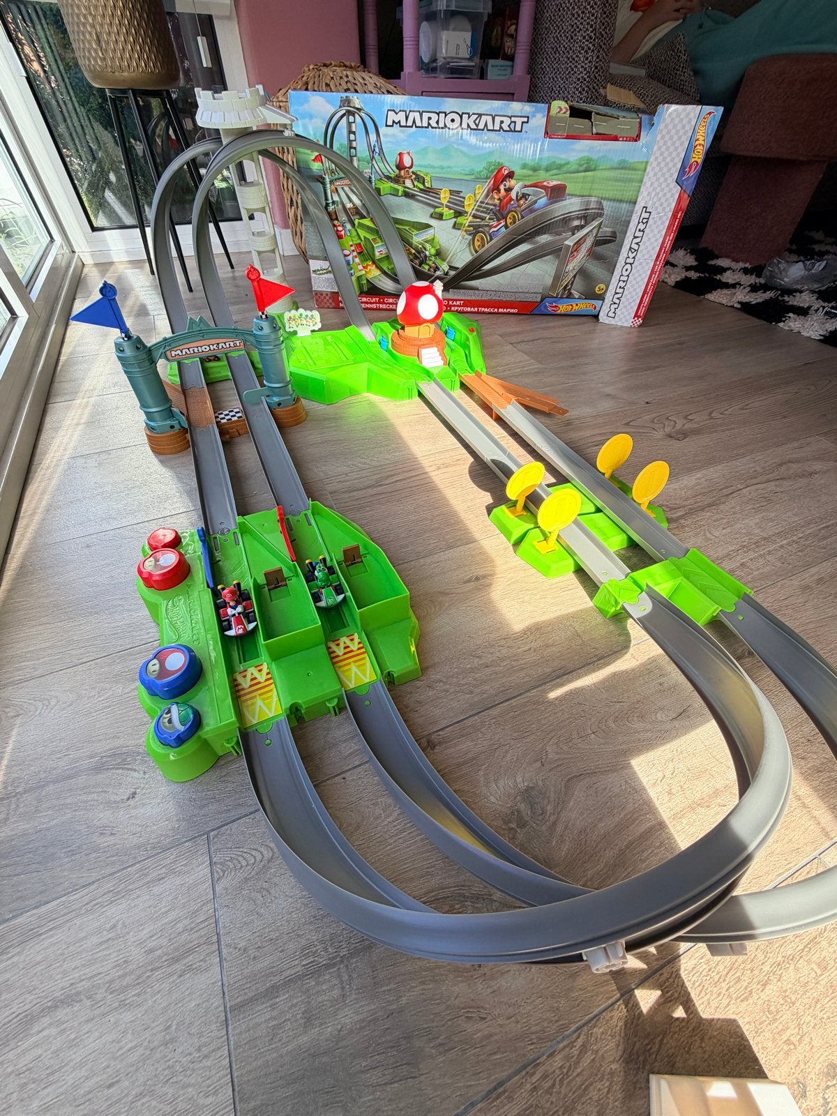 Hot Wheels Mario Kart Racebaan met Yoshi en Mario, Racebaan, Ophalen of Verzenden, Zo goed als nieuw, Hot Wheels