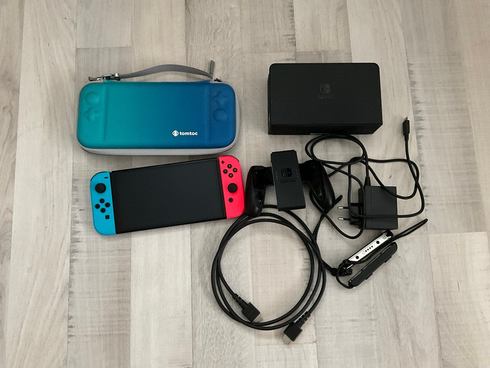 Nintendo Switch OLED, Ophalen of Verzenden, Zo goed als nieuw, Met 2 controllers, Switch 2019 Upgrade