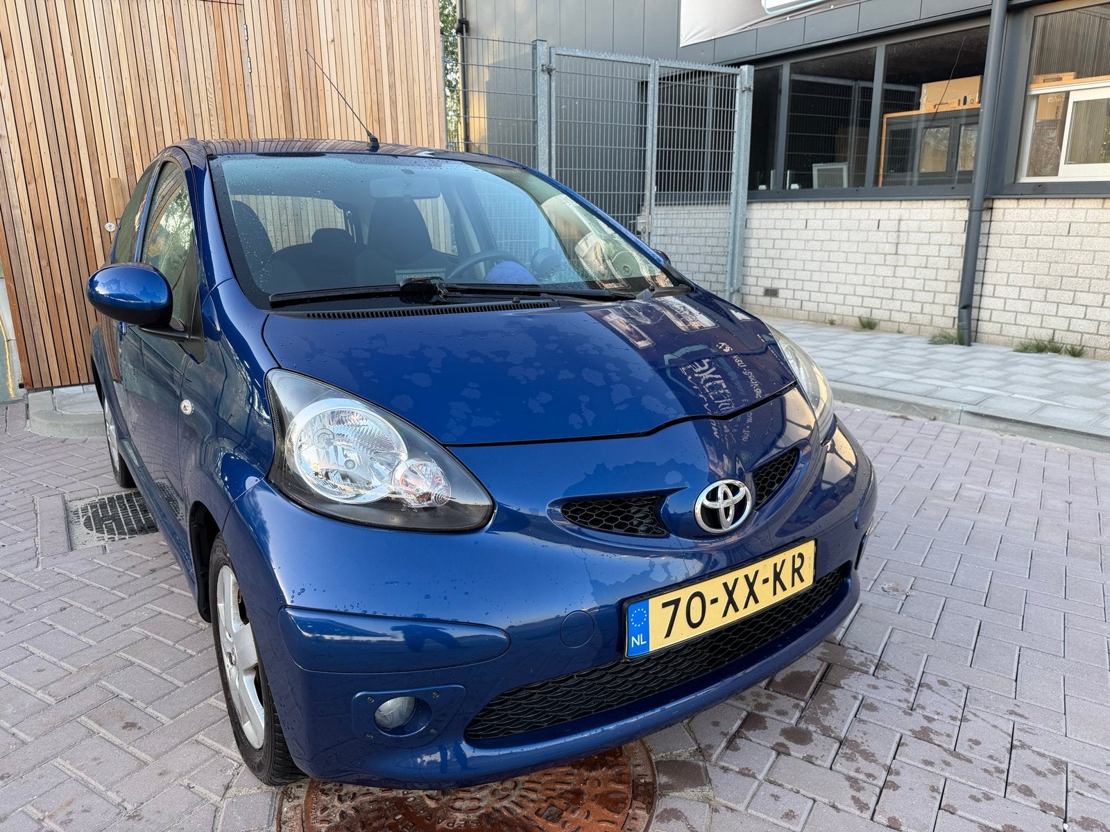 Toyota Aygo 1.0 12V Vvt-i 5DRS 2007 Blauw NAP 226XXXKM, Auto's, Toyota, Voorwielaandrijving, Stof, USB, 68 pk