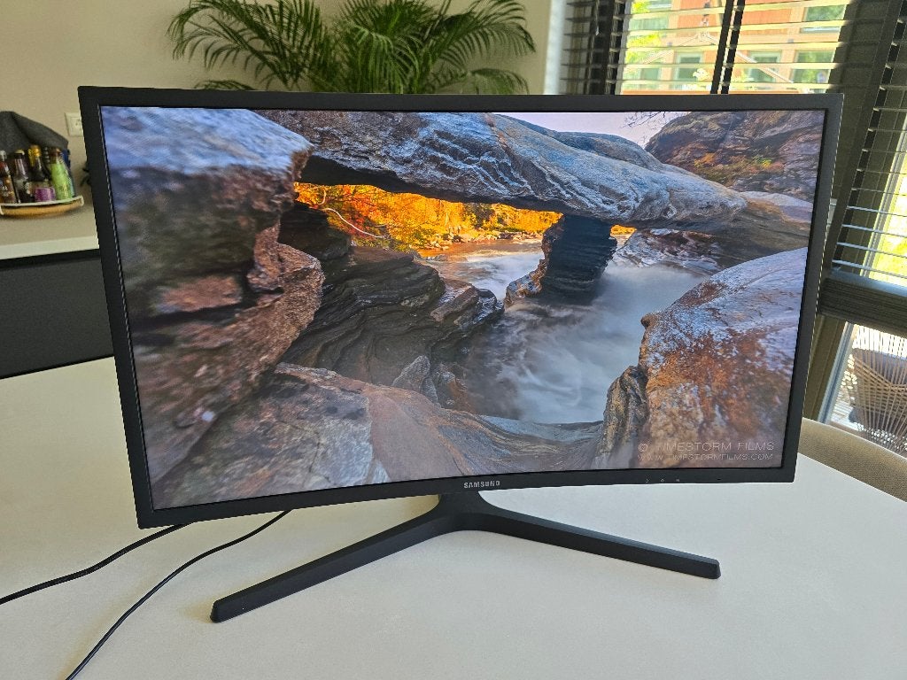 Samsung QLED Monitor 144Hz 2560x1440, Computers en Software, Monitoren, Verzenden, 101 t/m 150 Hz, VA, Minder dan 1 ms