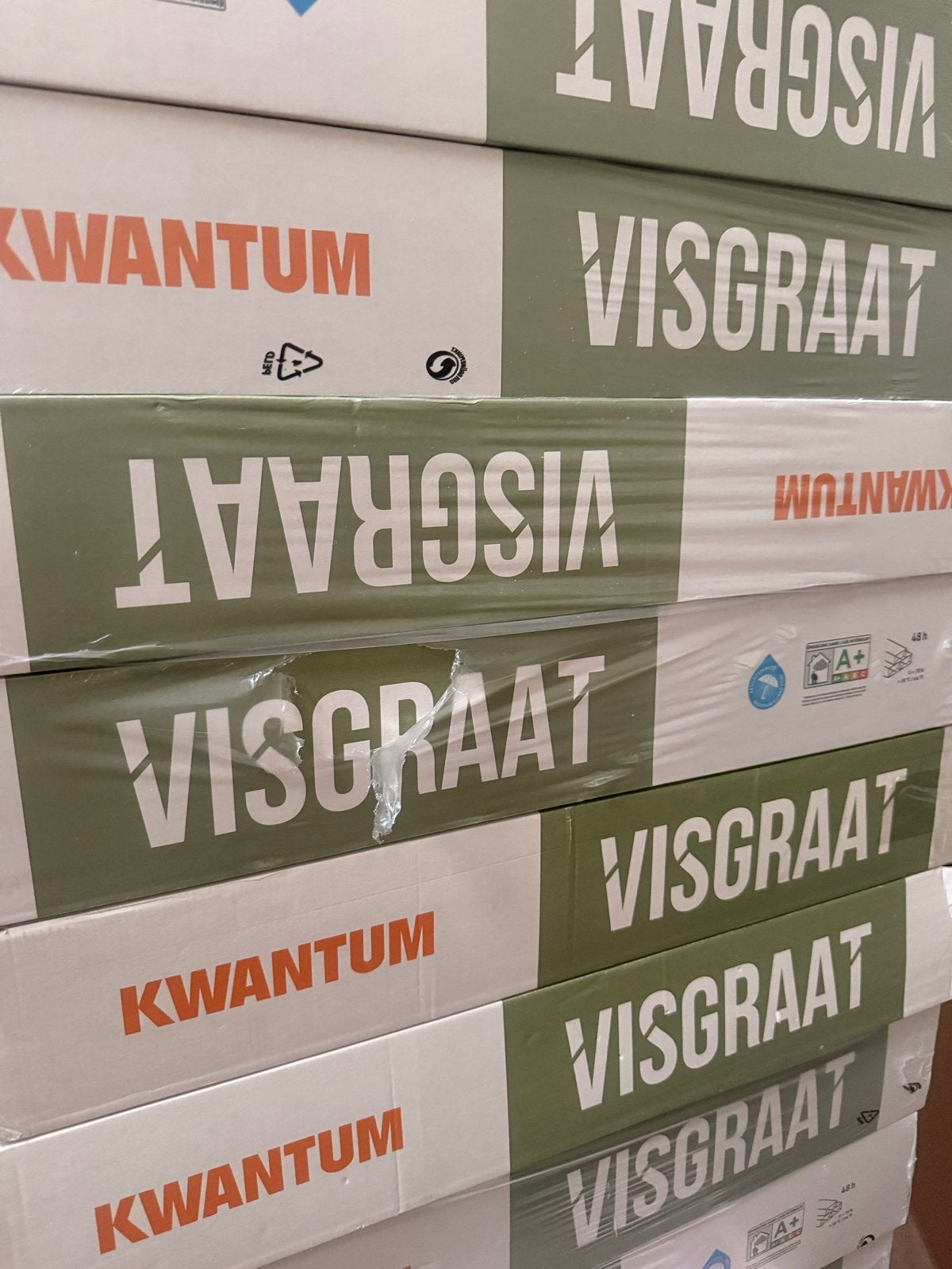 Visgraat laminaat Kwantum Westville Licht Eiken 42.09 m², Huis en Inrichting, Stoffering | Vloerbedekking, Ophalen, Bruin, Nieuw