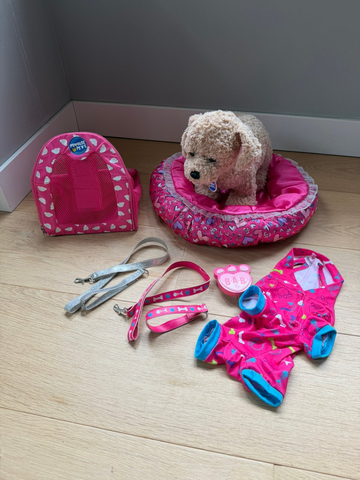 Build-A-bear complete honden set, Kinderen en Baby's, Speelgoed | Knuffels en Pluche, Overige karakters, Zo goed als nieuw, Met kleding of accessoire