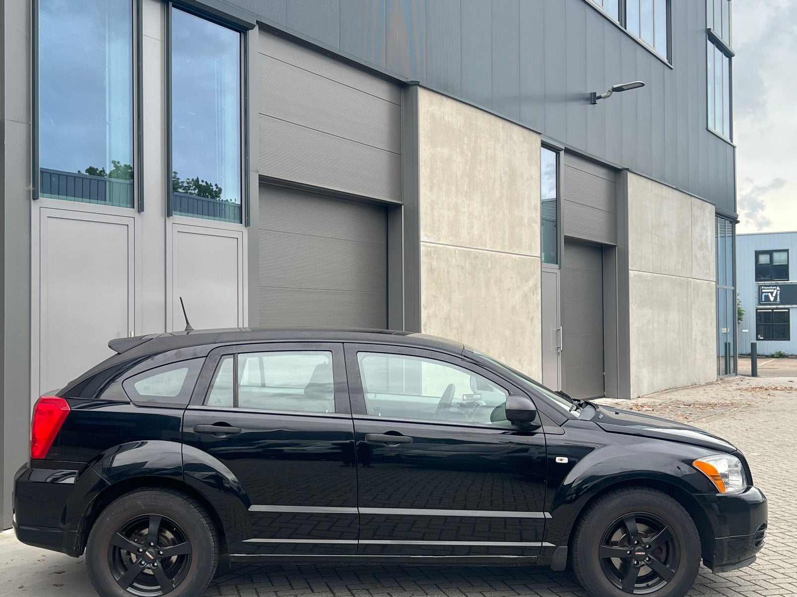 Foto 17 van Zwarte Nette Dodge Caliber 1.8 SXT Benzine/Airco/Apk/Nap!
