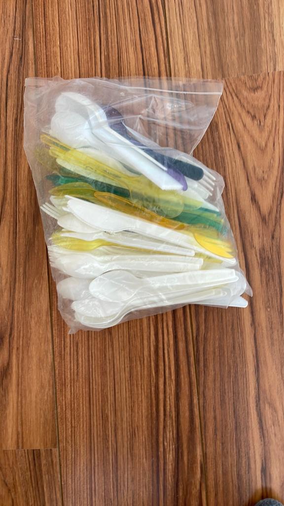 Diverse plastic bestekset - nieuw, Ophalen of Verzenden, Nieuw, Kunststof, Bestekset
