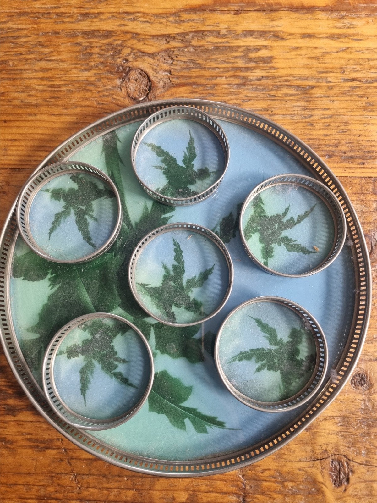 Vintage dienblad en onderzetters met palmboom motief, Antiek en Kunst, Ophalen of Verzenden