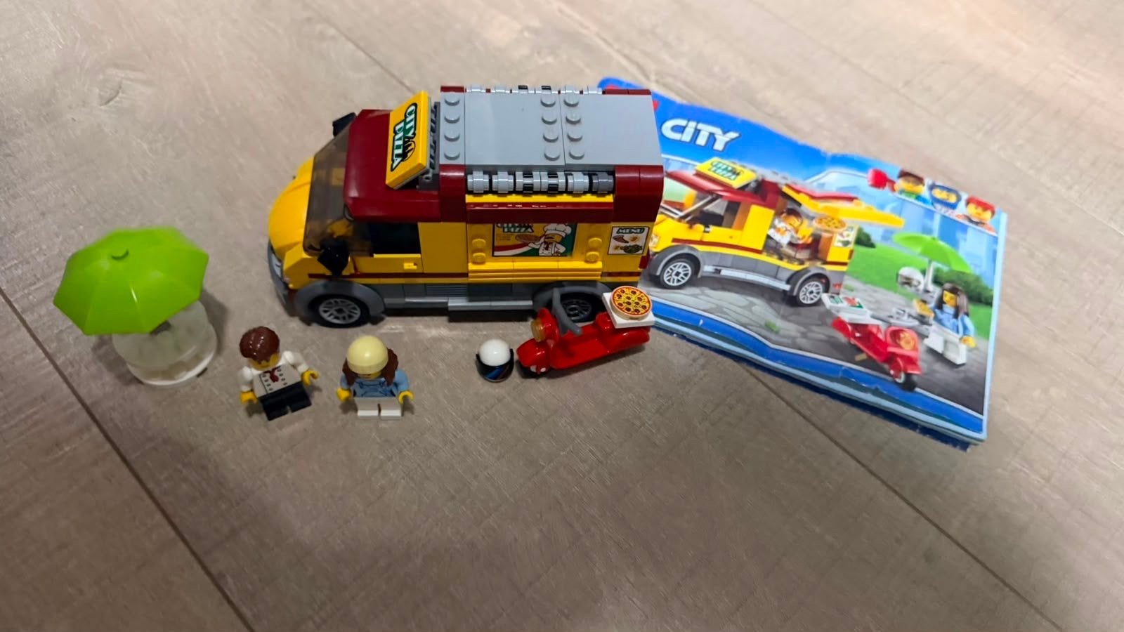 Lego City 60150 Pizzawagen met accessoires, Ophalen of Verzenden, Zo goed als nieuw