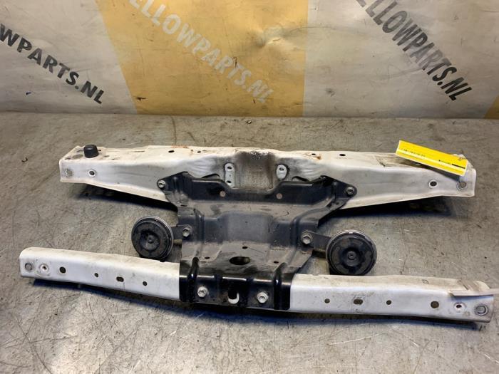 Dwarsbalk frontdeel van een Suzuki Grand Vitara, Auto-onderdelen, Carrosserie en Plaatwerk, Gebruikt, -, -, Ophalen of Verzenden