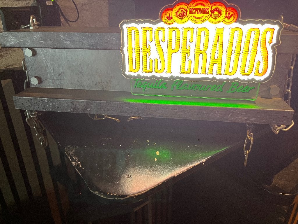 Desperado reclamebord met licht, Verzamelen, Merken en Reclamevoorwerpen, Ophalen, Gebruikt, Lichtbak of (neon) lamp
