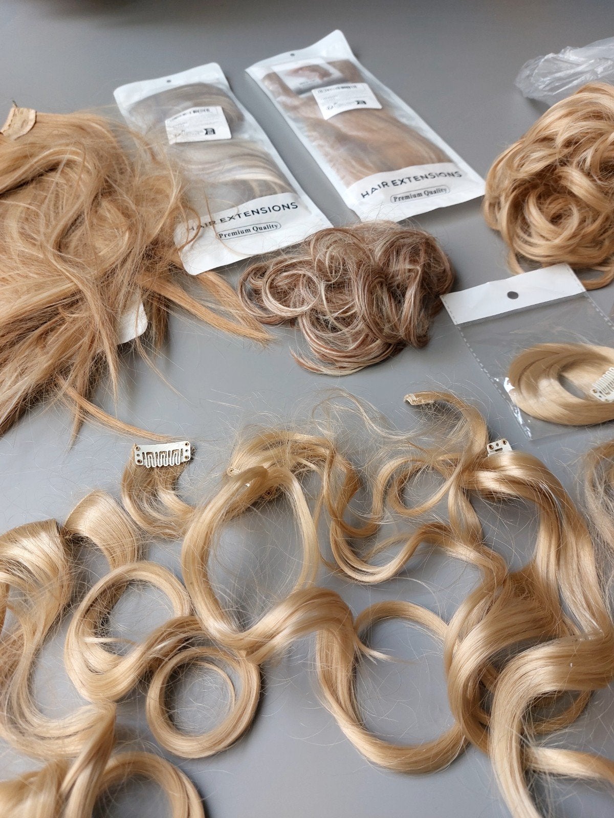 Diverse blonde haarstukken en extensions, Ophalen of Verzenden, Nieuw, Pruik of Haarverlenging